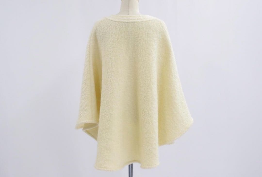 ⭐️クリスマスセール⭐️【美品】VALENTINOケープコート