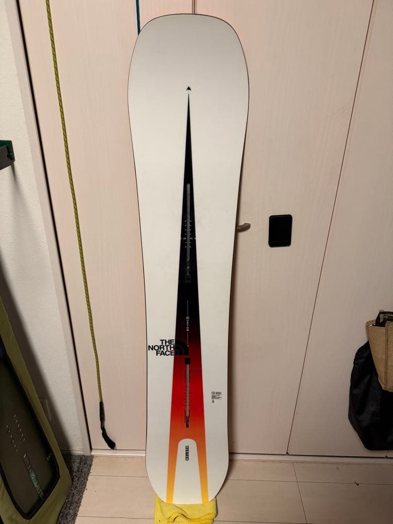 ジ*ズ様 BURTON custom キャンバー　154w 23/24モデル