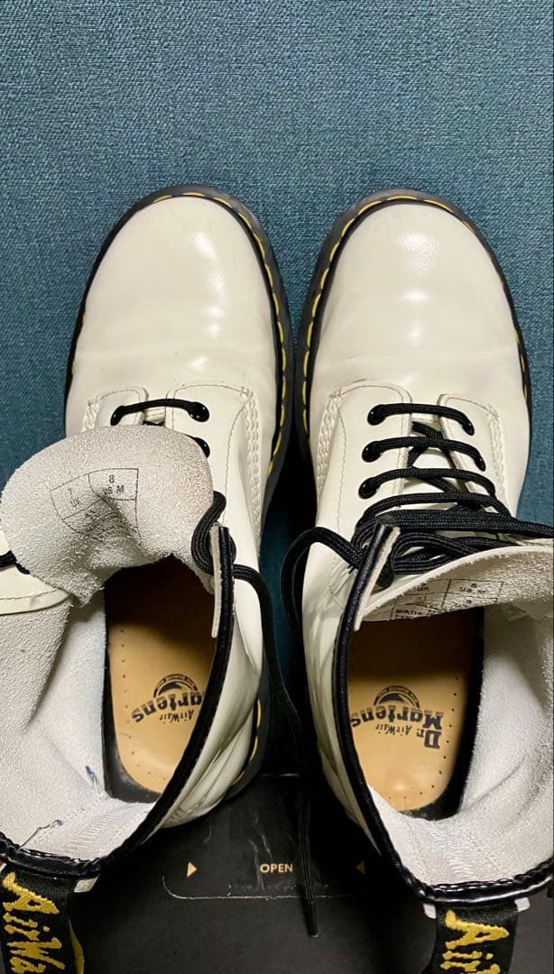 Dr.Martens ホワイト8ホール UK7