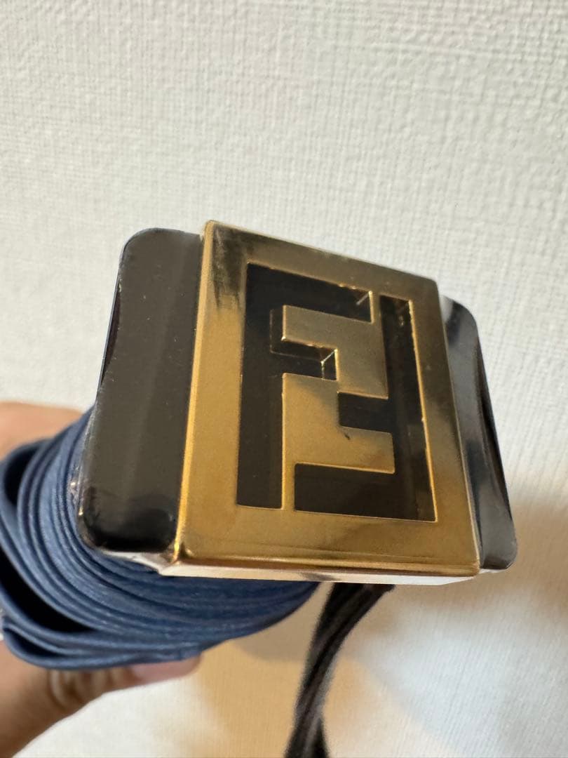 新品未使用 FENDI 折り畳み傘 ズッカ柄 ネイビー 高級 雨具 フェンディ