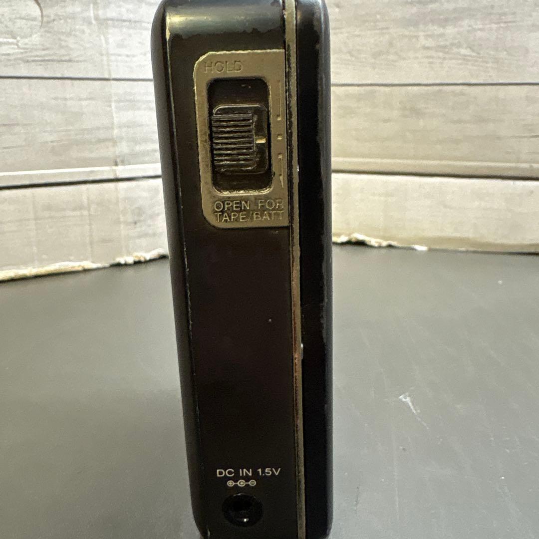 昭和レトロ　SONY カセットウォークマン　WM-DD9