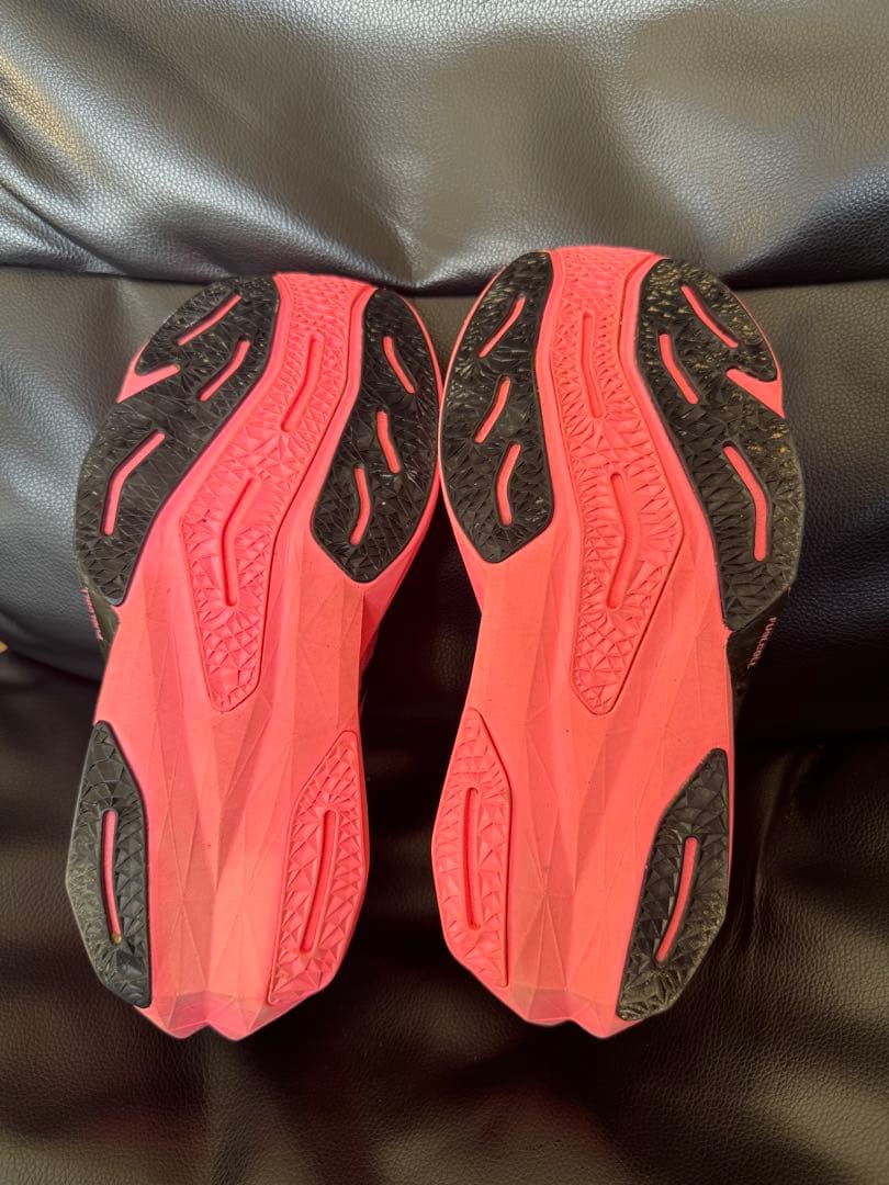 スパイク・シューズ NewBalance FuelCell Rebel v4 26.5cm