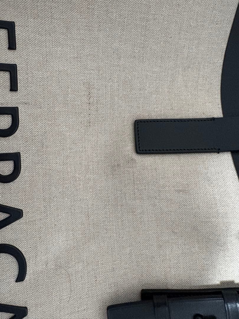 FERRAGAMO トートバッグ