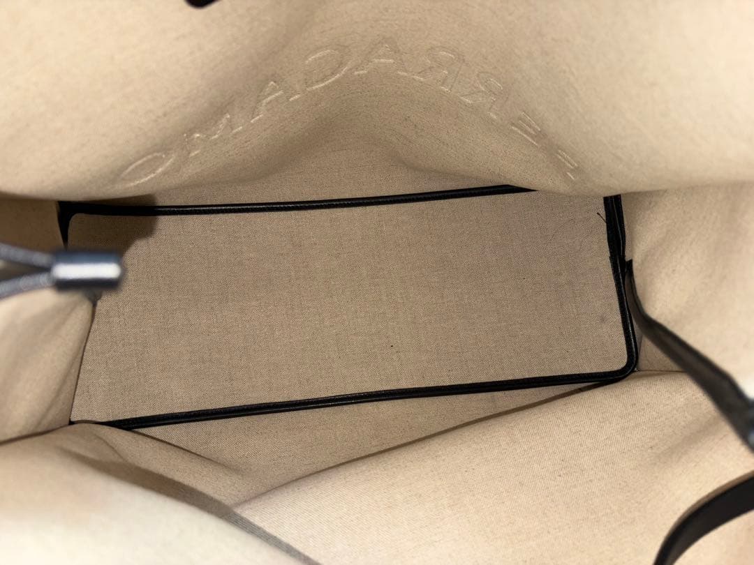 FERRAGAMO トートバッグ