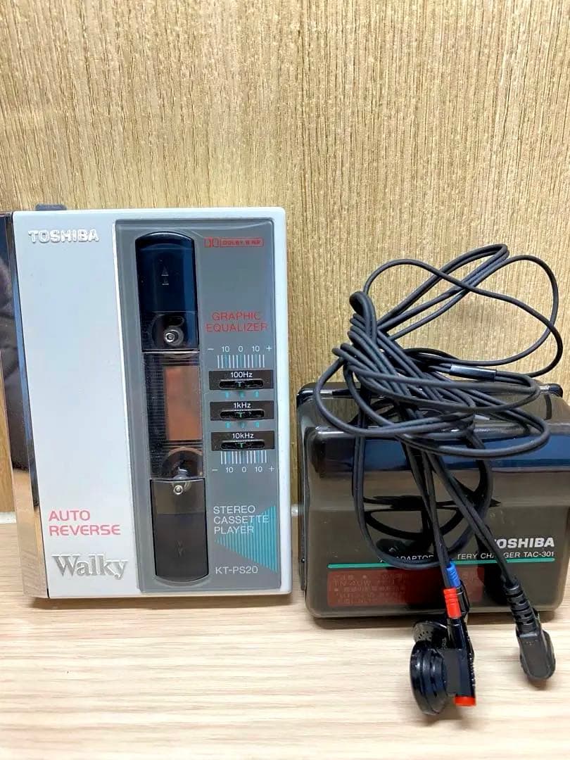 TOSHIBA カセットプレーヤー Walyk KY-PS20 専用付属品付