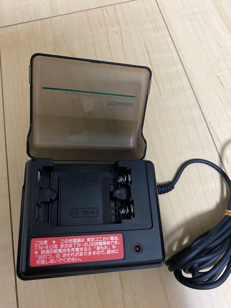 TOSHIBA カセットプレーヤー Walyk KY-PS20 専用付属品付