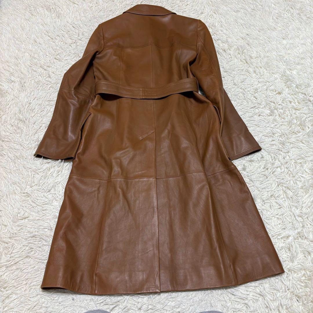 極美品 アクアスキュータム ラムレザー トレンチコート ロング丈 羊革 ブラウン
