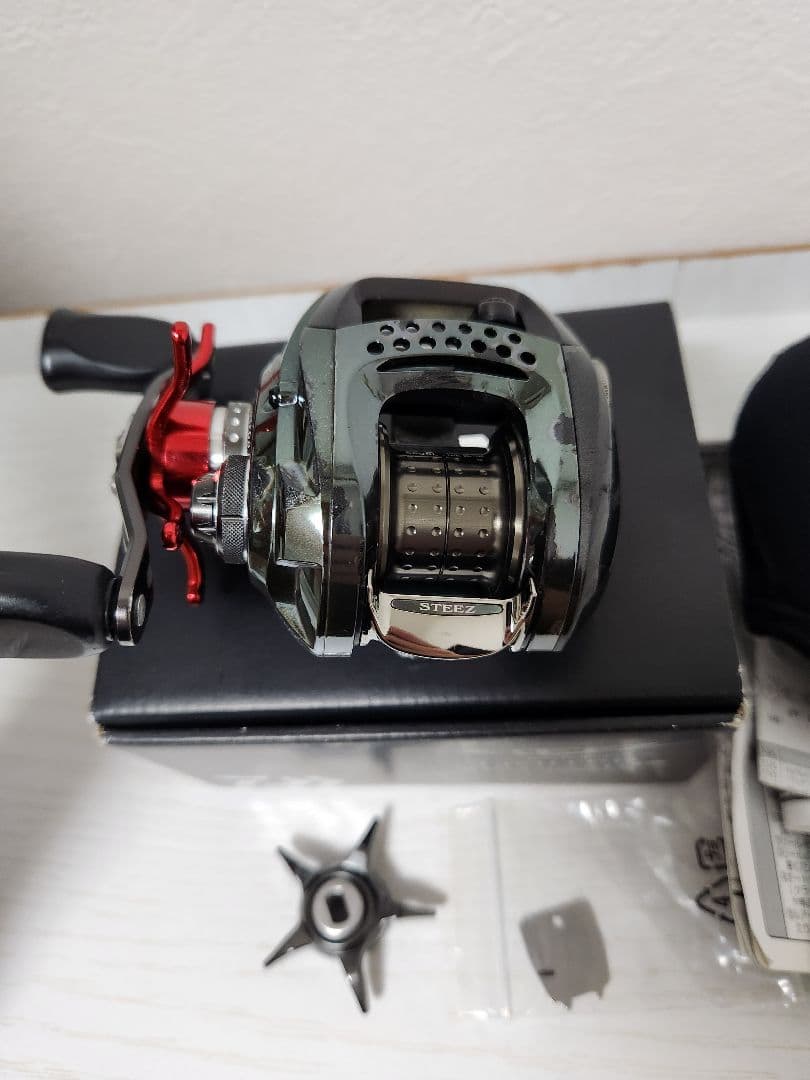 ダイワ スティーズ リミテッド 105xhl ZPI　スタードラグ