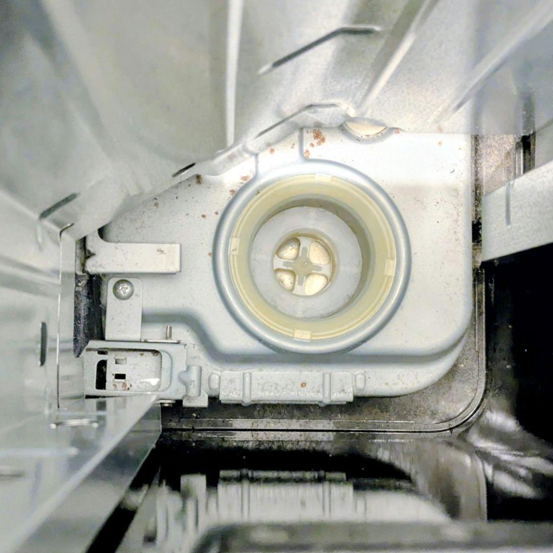 トヨトミ石油ストーブダブルクリーン 木造10畳まで/コンクリート13畳まで日本製