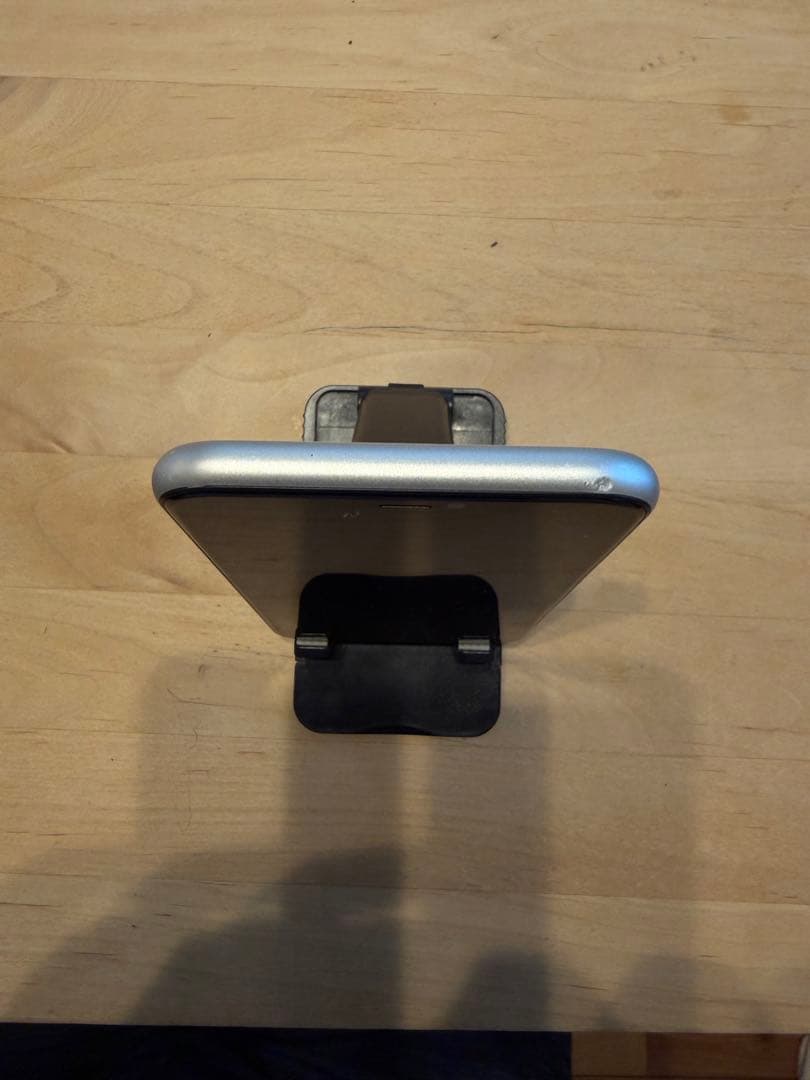 12/15までiPhone11 64GB SIMフリー　カバー&充電コード付き