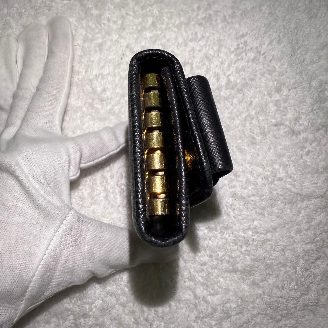 極美品＊ PRADA プラダサ フィアーノレザーキーケース