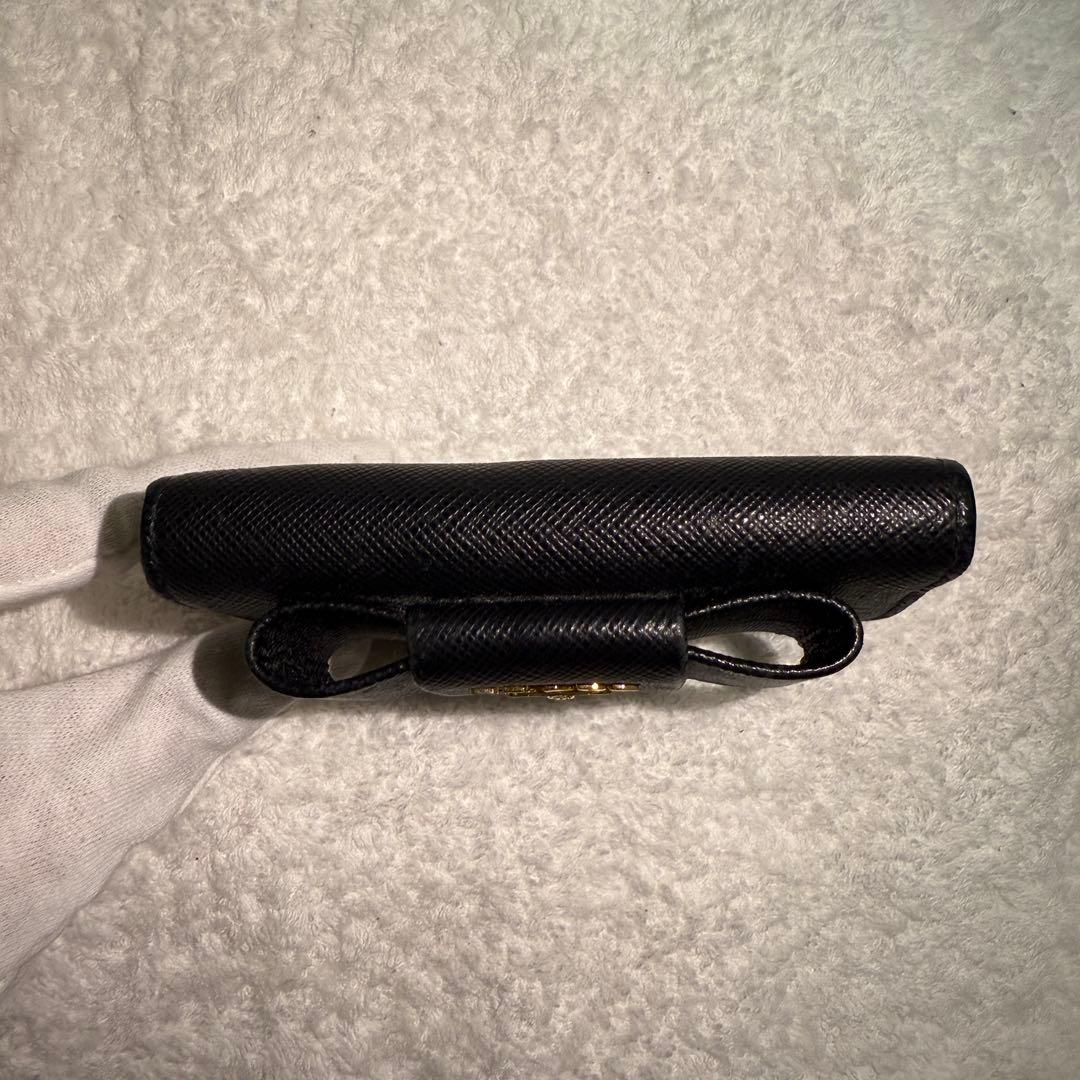 極美品＊ PRADA プラダサ フィアーノレザーキーケース