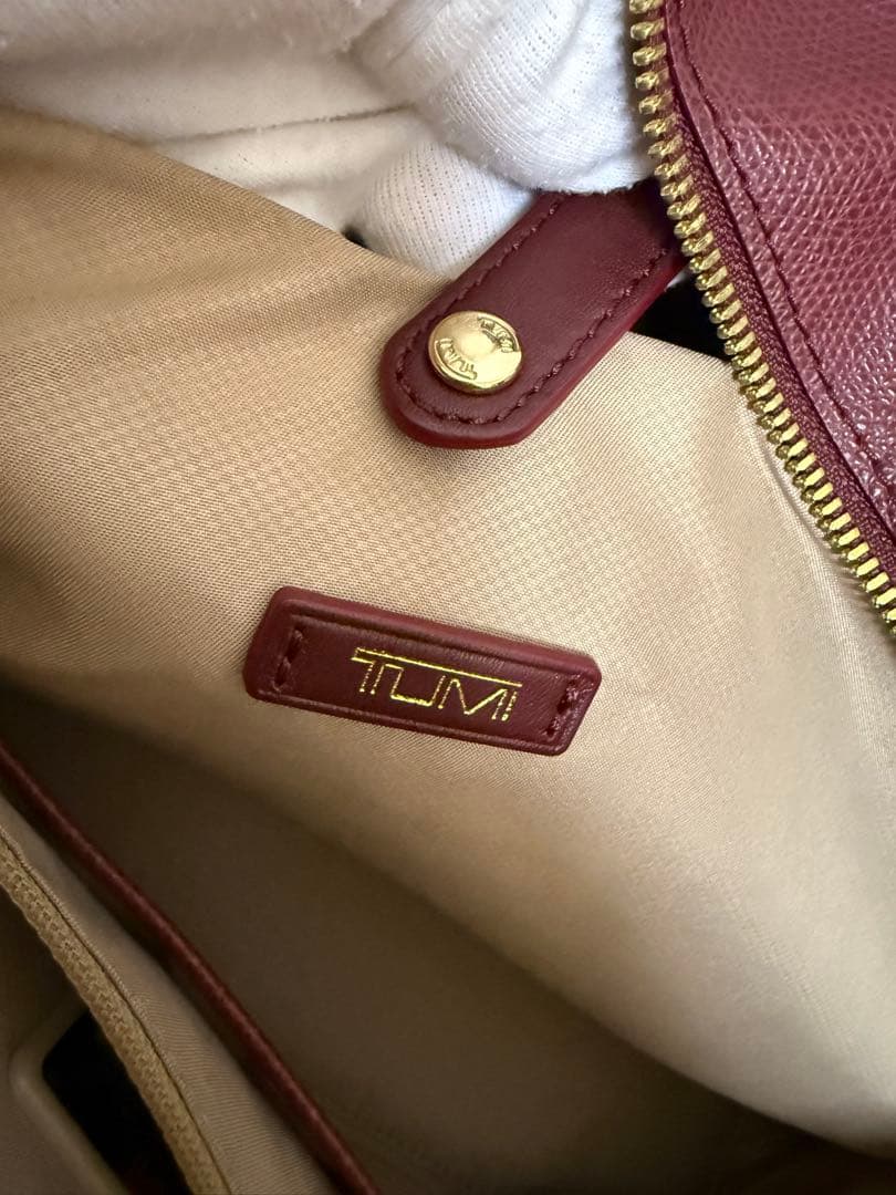 【美品】TUMI エブリデイトート　トートバッグ　ワインレッド