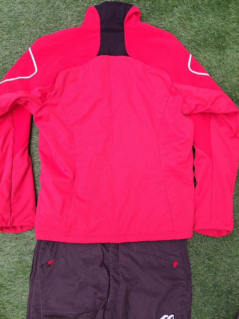 Mizuno 赤 XL スキーウェアー(上)