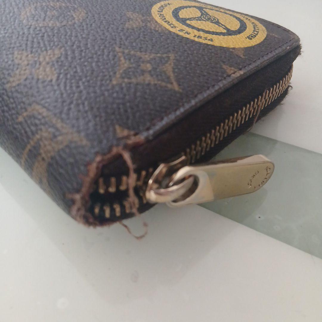 ルイヴィトン　ワールドツアー　ジッピーウォレット　長財布　限定