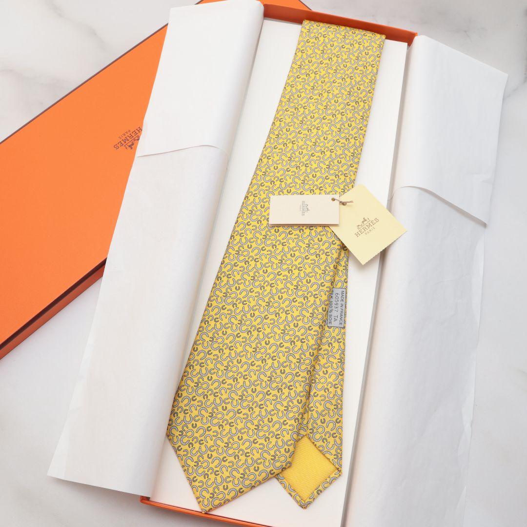 未使用 HERMES エルメス イエロー シルク ネクタイ 模様入り