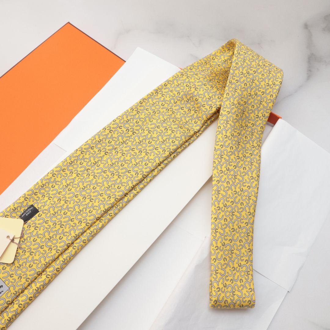 未使用 HERMES エルメス イエロー シルク ネクタイ 模様入り