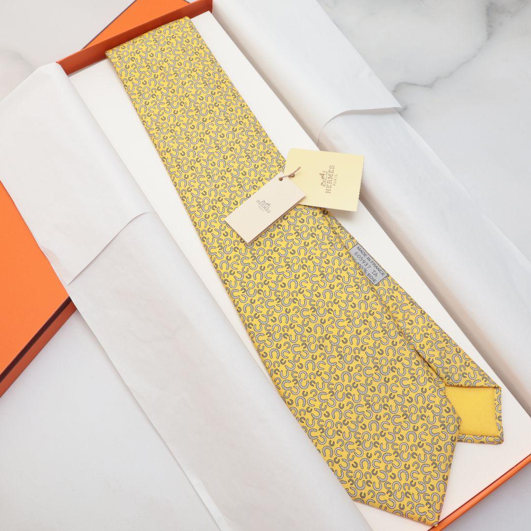 未使用 HERMES エルメス イエロー シルク ネクタイ 模様入り