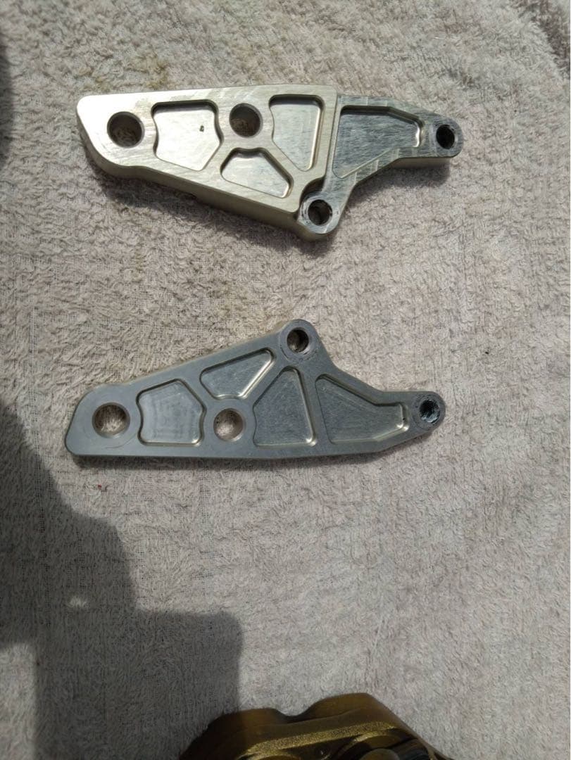 ニッシン NISINキャリパー 62mm オーリンズサポート付き