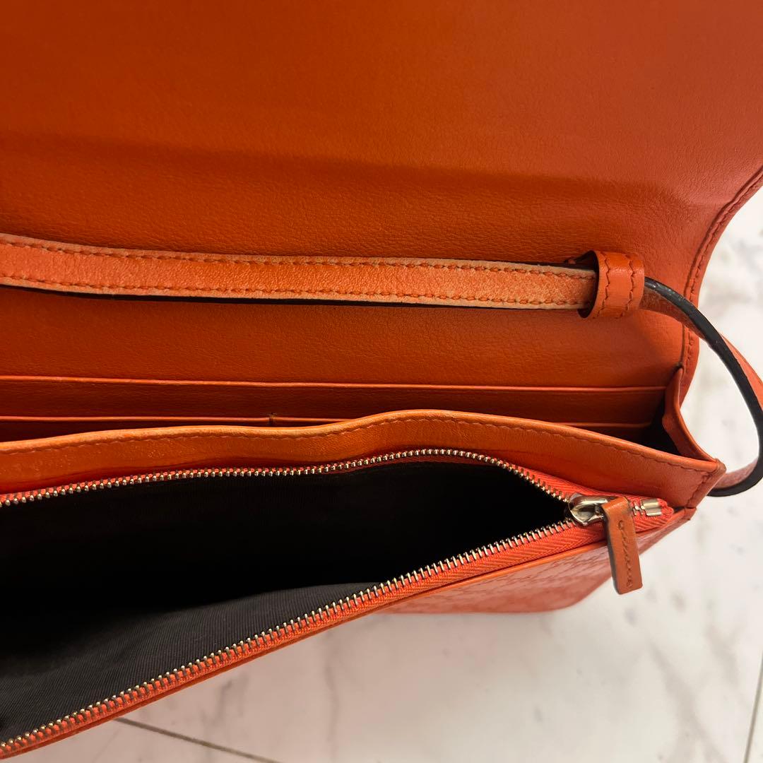 GUCCI オレンジ キルティング 長財布ショルダー付き