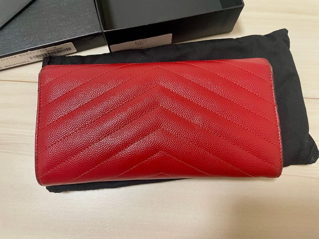Saint Laurent レッド長財布 YSLロゴ