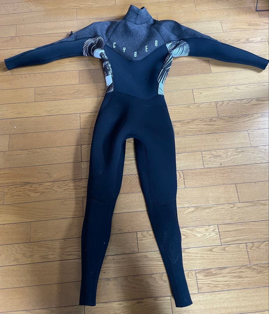 R*Y様 国産サイバーウエットスーツCYBER フルスーツ　3mm レディースM