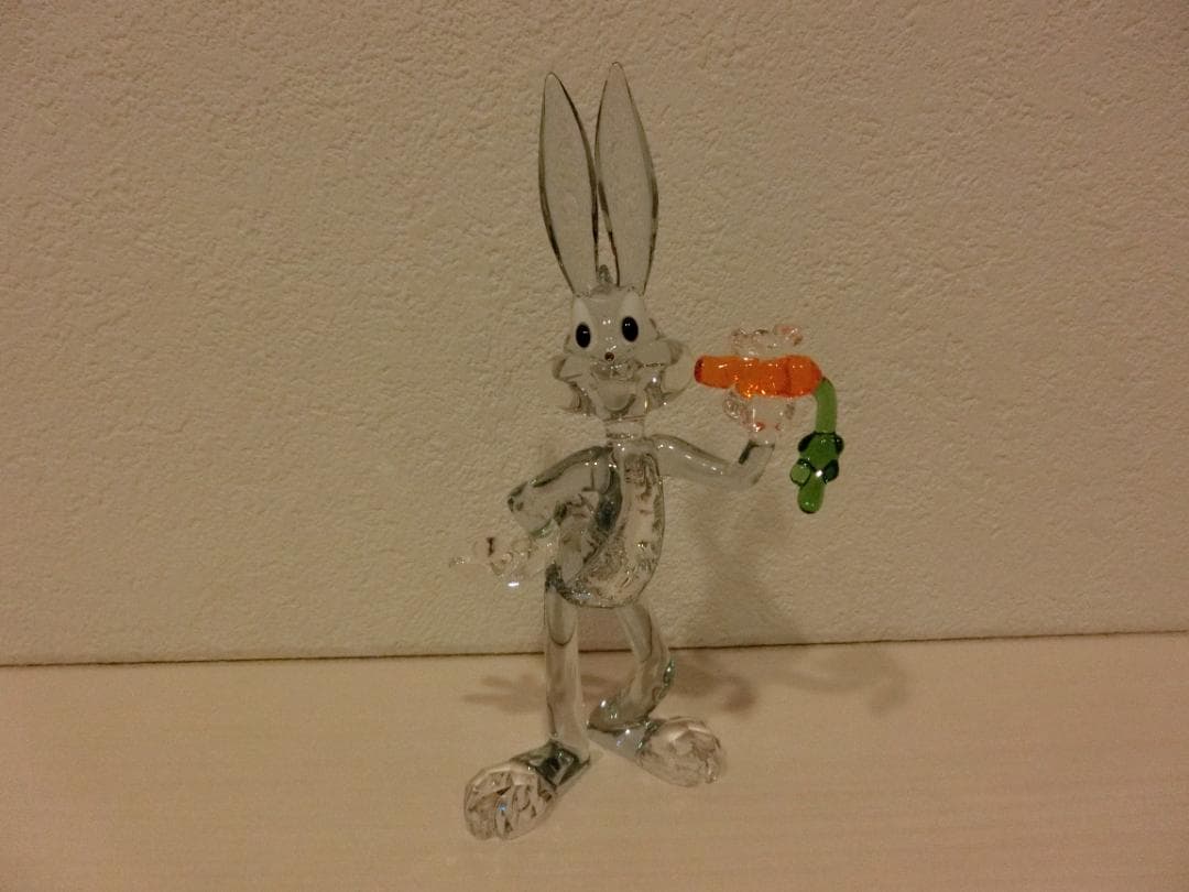 Peony　美品　スワロフスキー　バッグス・バニー＆トゥイーティー