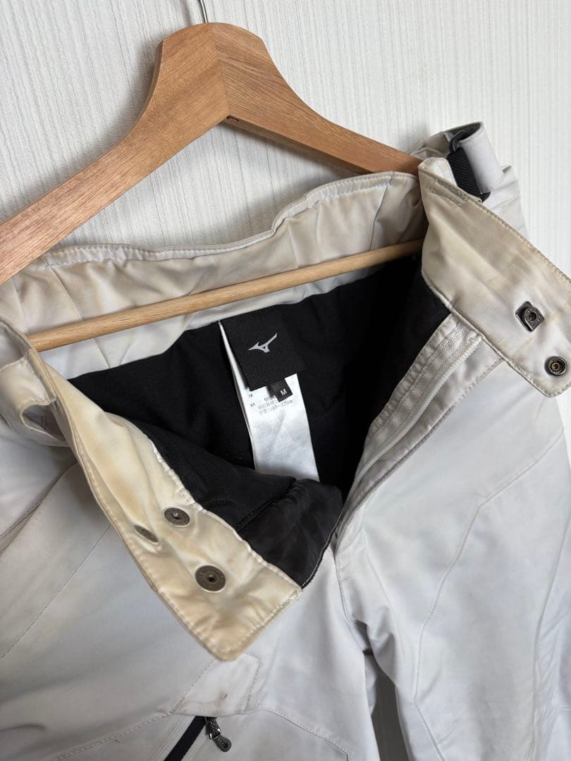 ミズノ　オールマウンテンジャケット(上)+デモ(下)