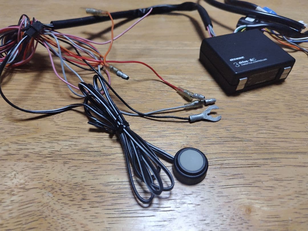 ピボット スロコン 3-drive AC TH-5A 日産 NV-350など