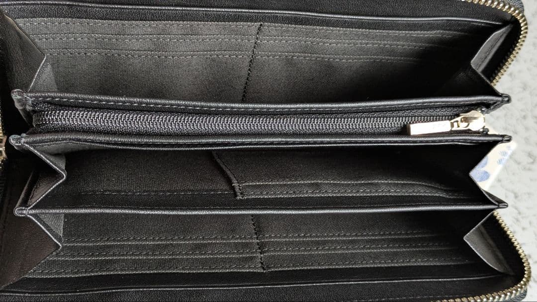 【LANVINenBleu】☆匿名配送☆ 長財布　ブラック　箱付き　美品
