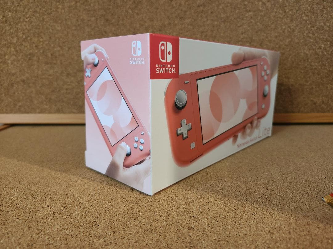 Nintendo Switch　ライト　未開封　A