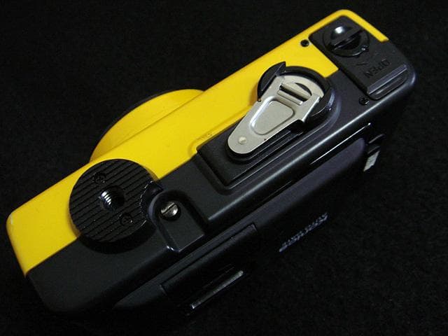 734009 コニカ EFJ 黄 konica c35 efj フィルムカメラ