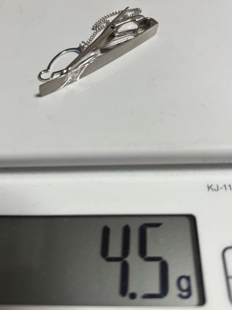 Lion Starネクタイピン シンプルデザイン　K10WG刻印入