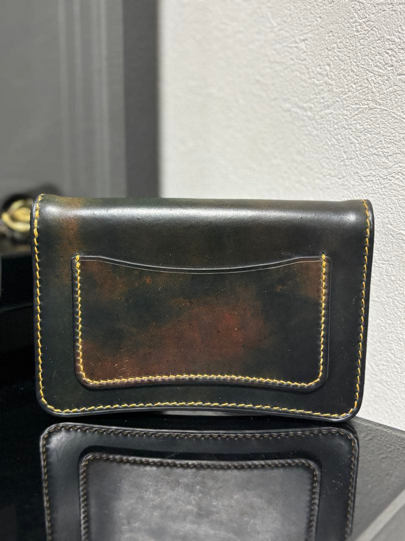 t*9様 ホーウィンシェルコードバン トラッカーウォレット