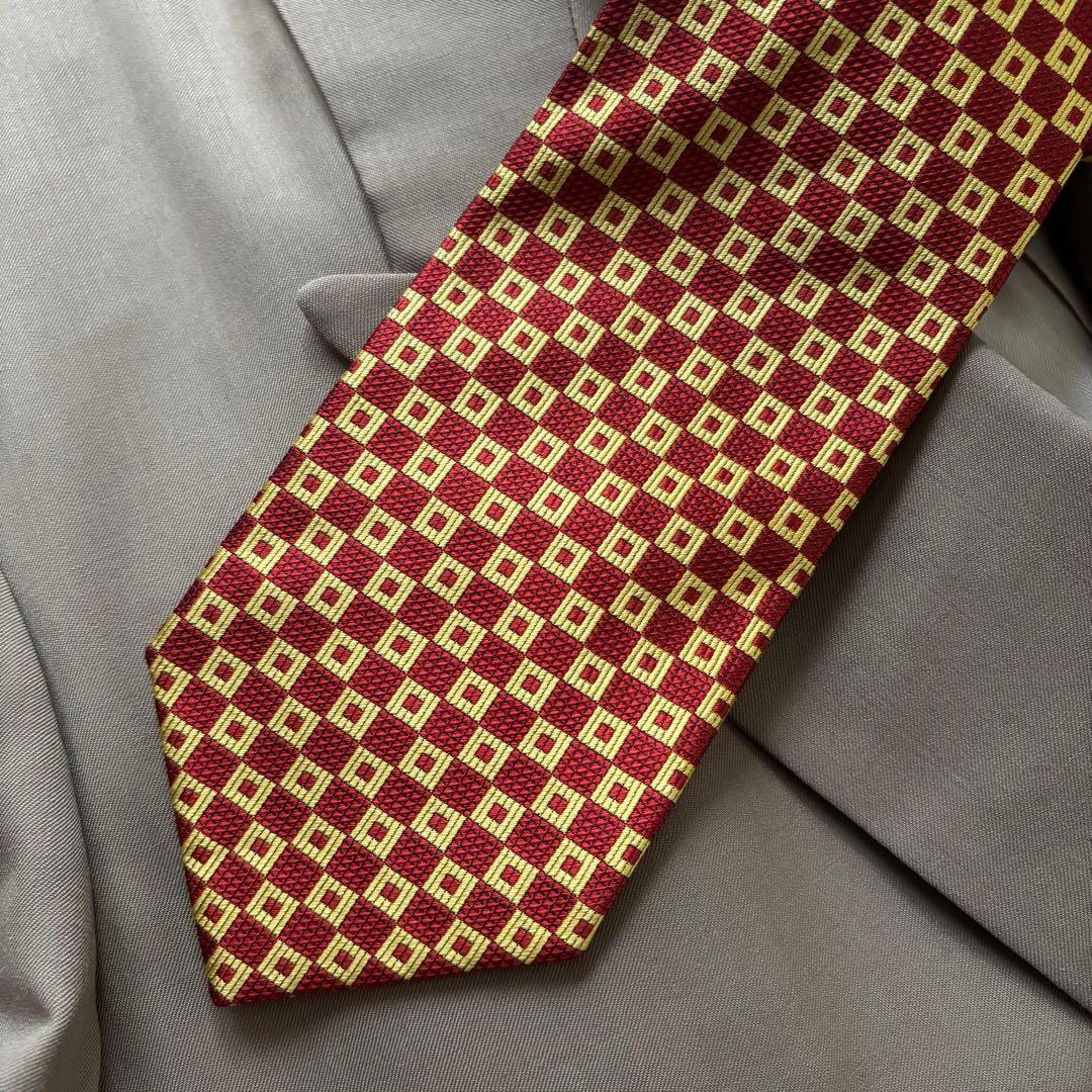 【レトロコーデ】ダブルスーツ イブサンローラン ネクタイ シャツ ピンズセット