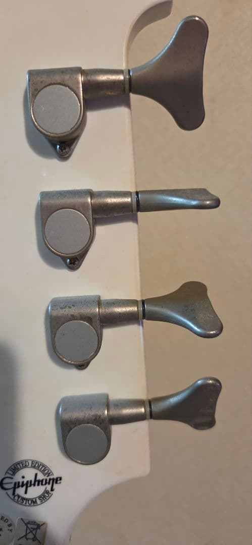 エピフォン サンダーバード ホワイト Epiphone Thunderbird