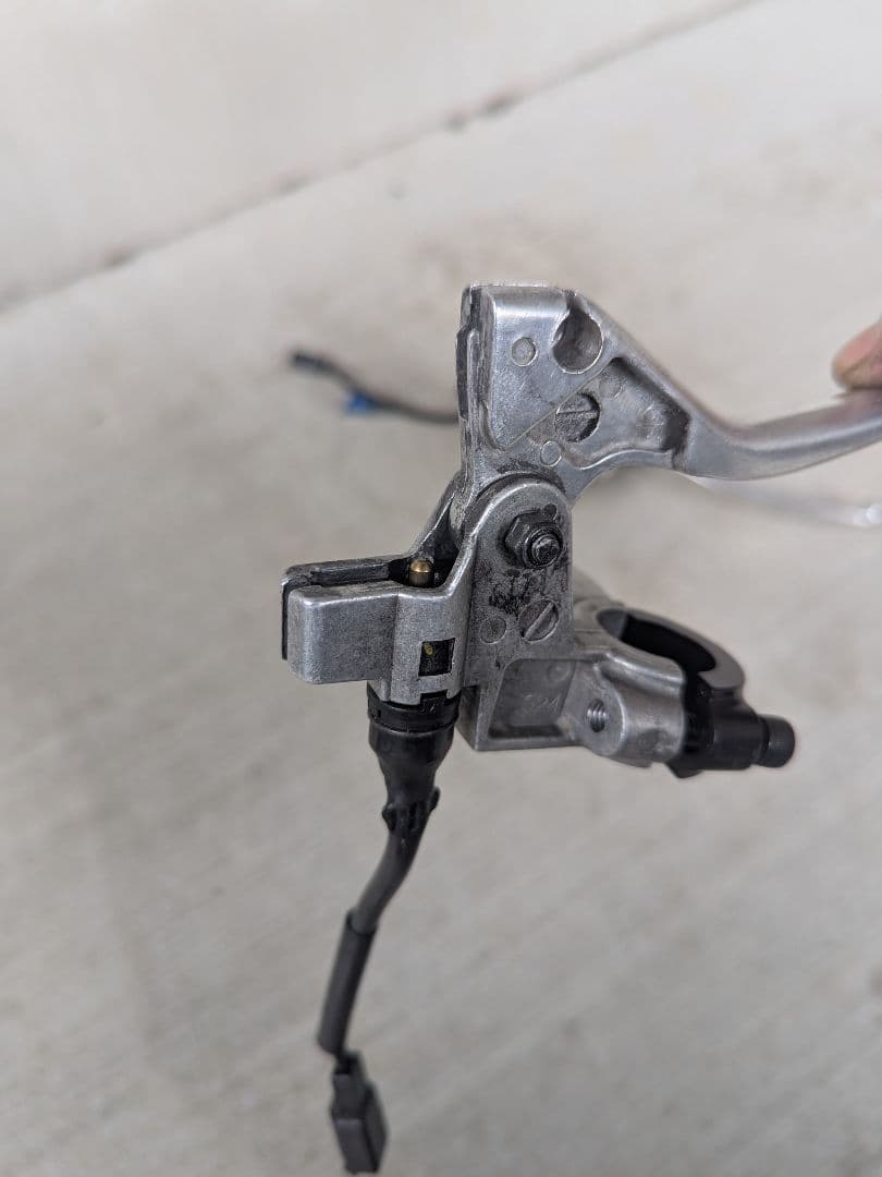シグナス２型　国内　フロントブレーキマスター、リアブレーキ　レバー共