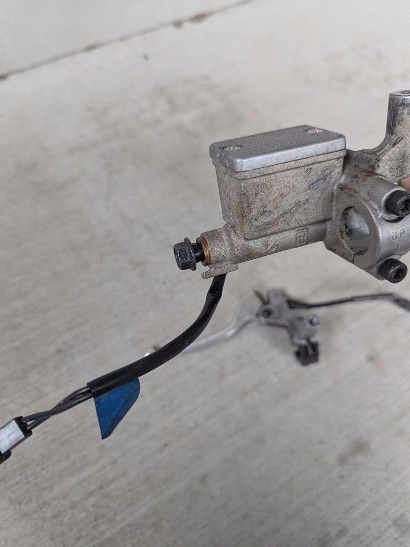 シグナス２型　国内　フロントブレーキマスター、リアブレーキ　レバー共