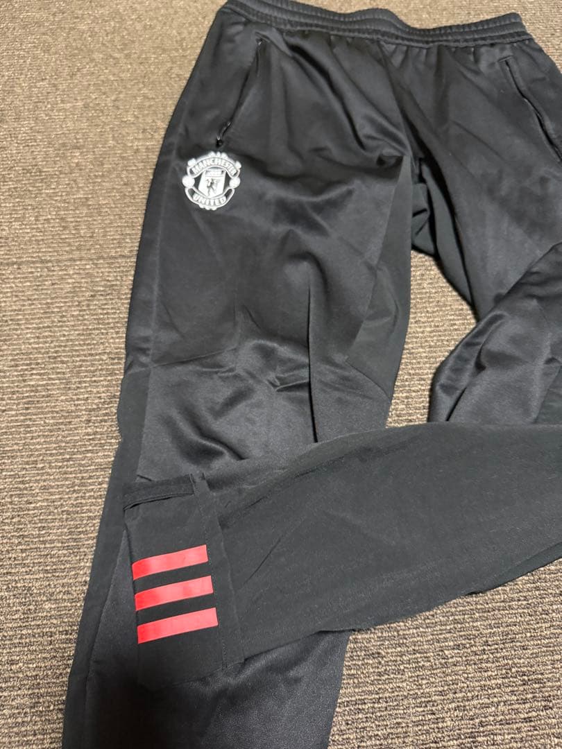 マンチェスターユナイテッド 17/18 UCLトレーニングウェアセットアップ