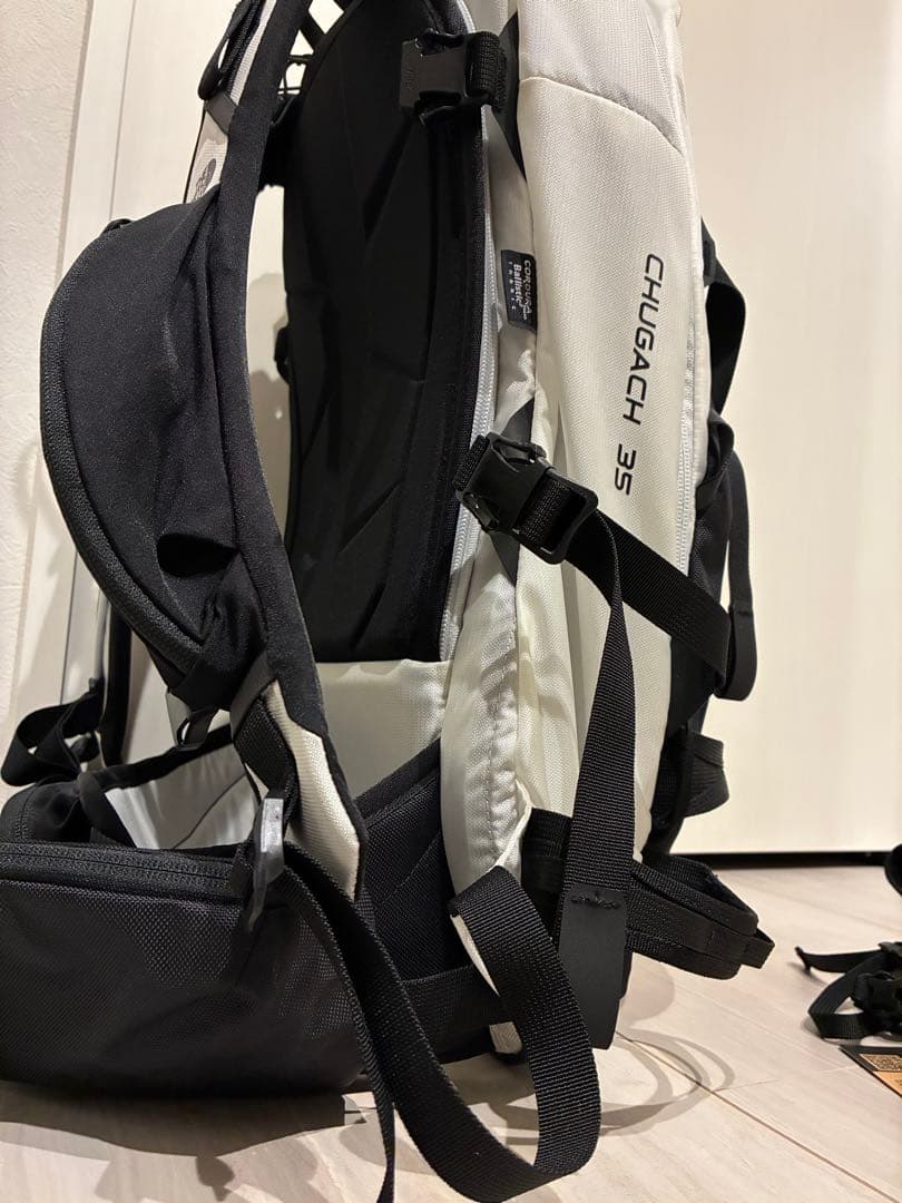 バッグ the northface Chugach35