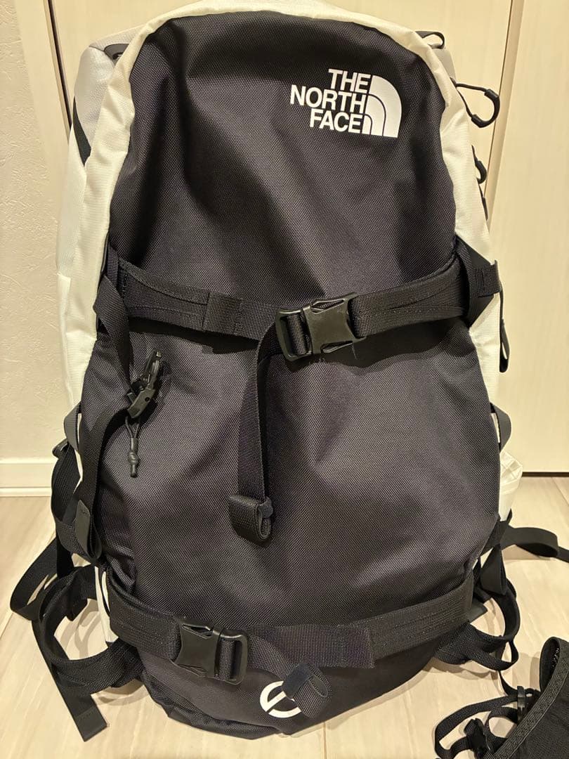 バッグ the northface Chugach35