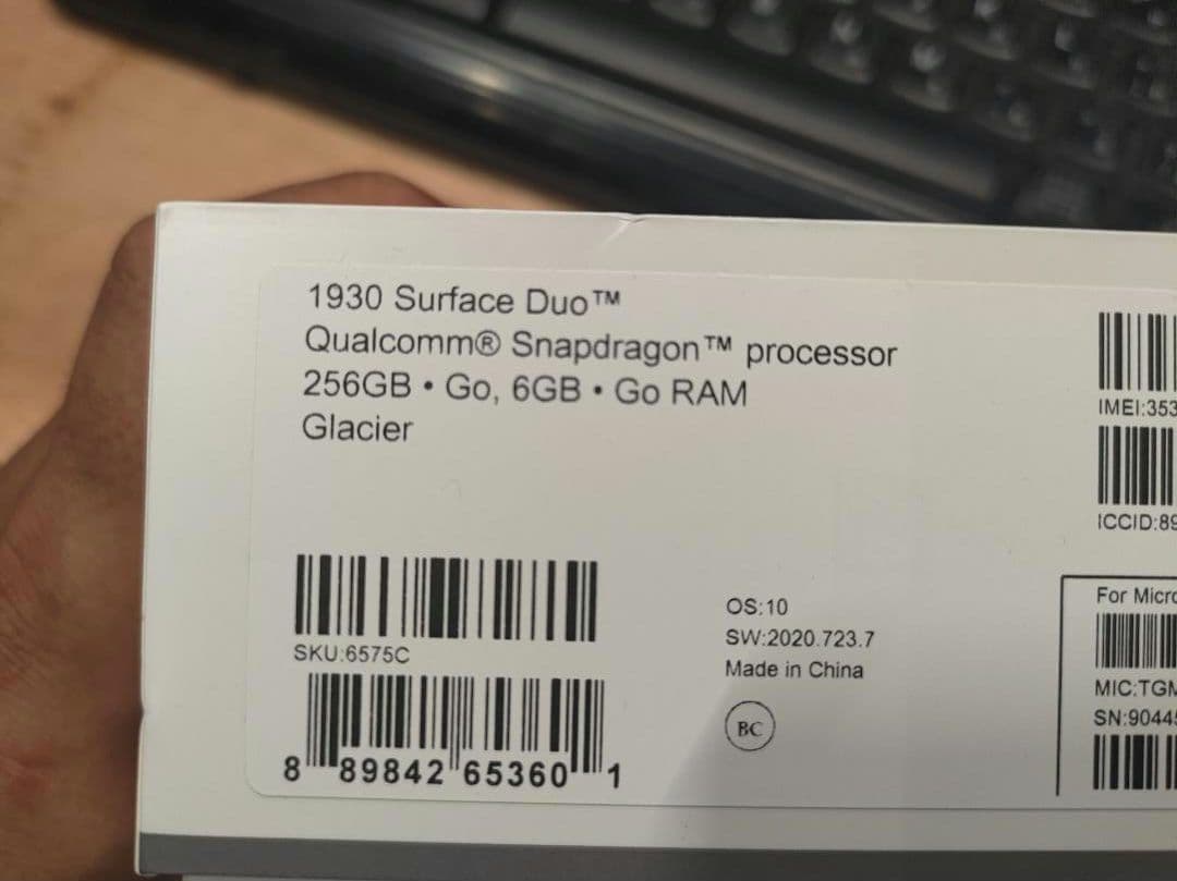 Microsoft Surface Duo 256G 海外版SIMフリー