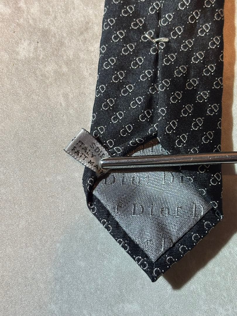 Dior ディオール　ネクタイ　CDロゴ
