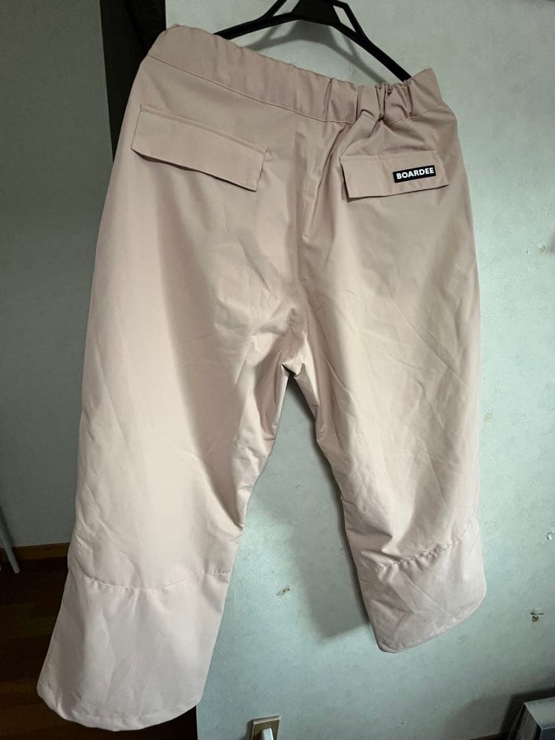 ピンク スノーボードパンツ
