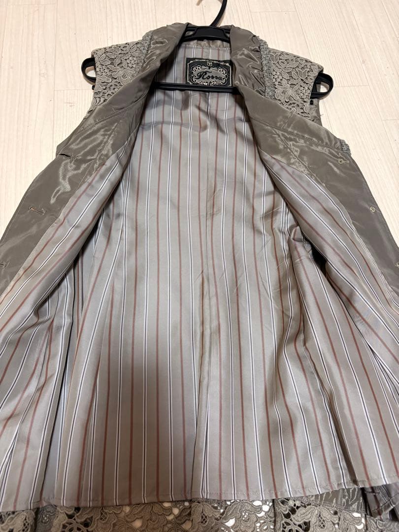 Rossa グレー レース装飾 ベスト サイズ　44