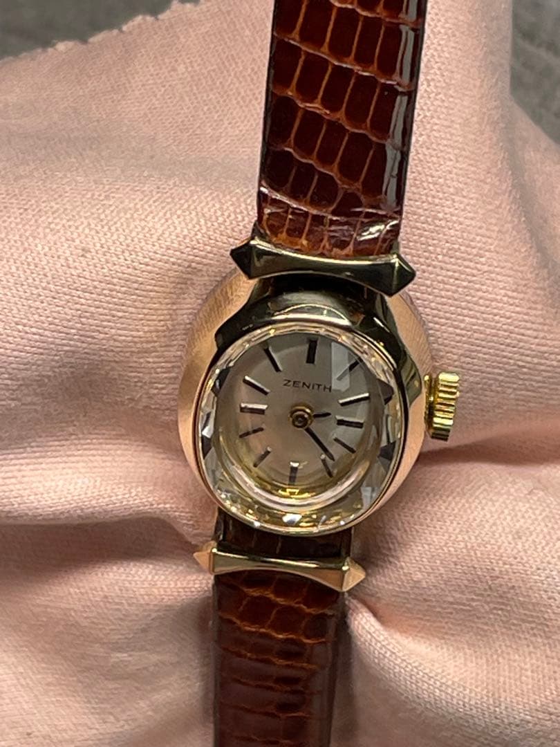 SWISS ZENITH 手巻きビンテージ　ほぼ未使用　正確稼働　20K金張り
