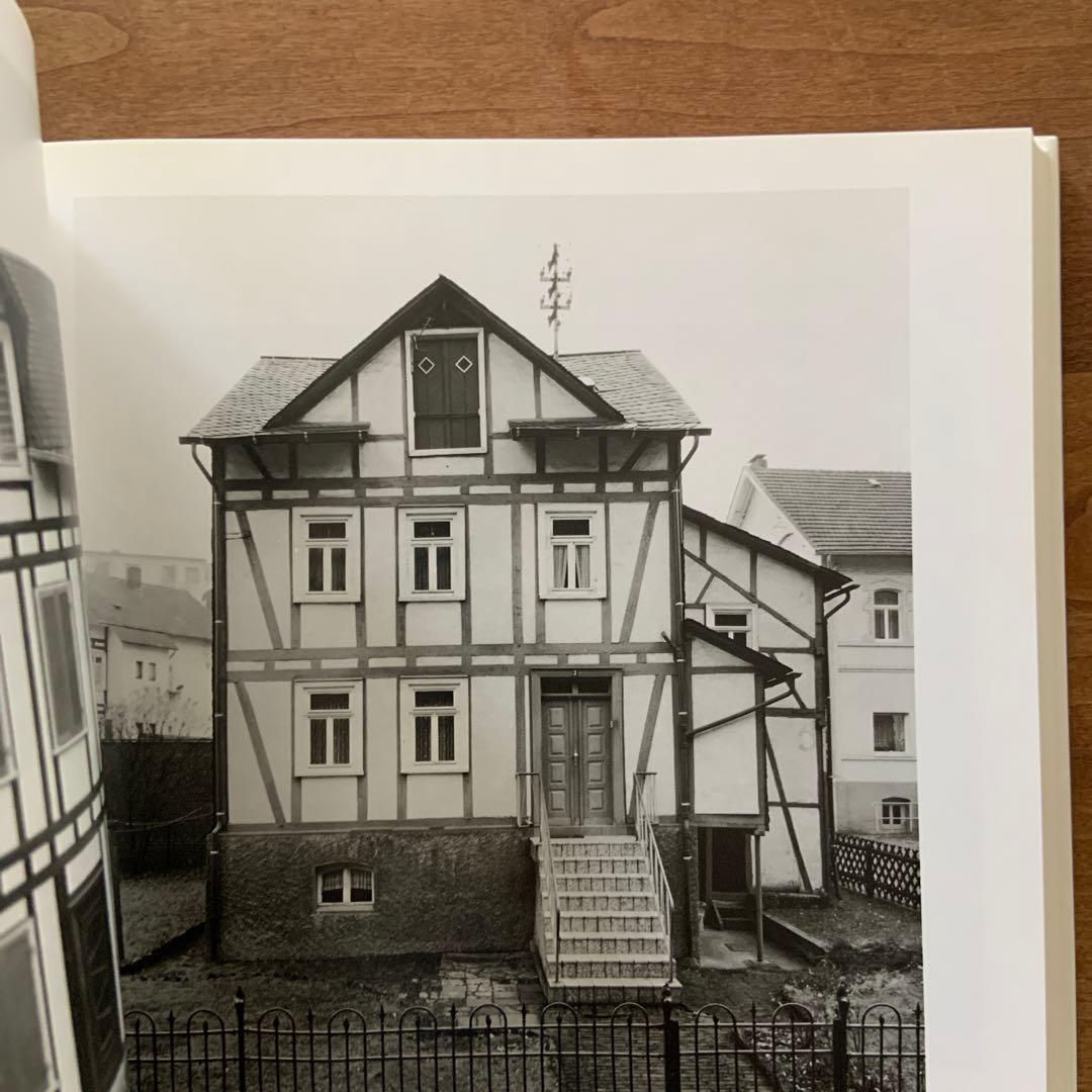 洋書 Bernd & Hilla Becher / Framework Houses