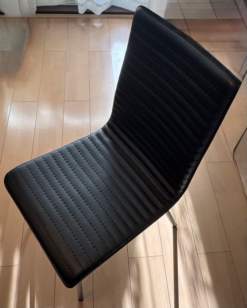 【美品・２脚セット】ダイニングチェア