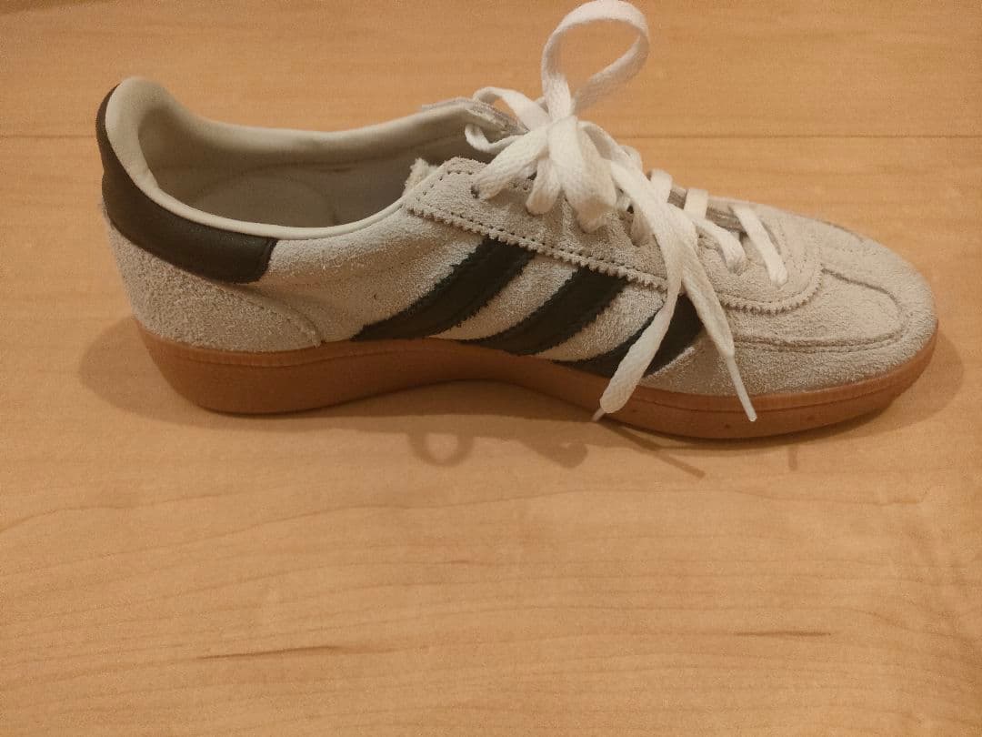 adidas　アディダスハンドボールスペツィアル　アディダスオリジナス　23cm