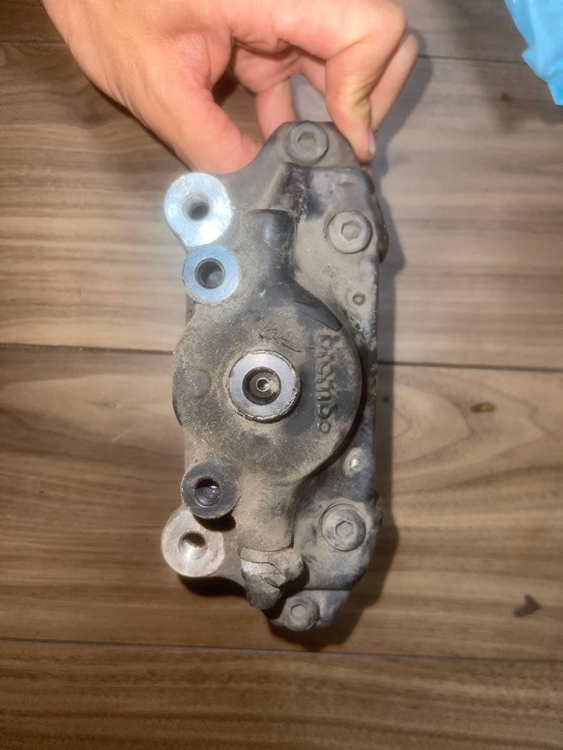 日産オーテック260rs純正リアブレーキキャリパー片方のみ